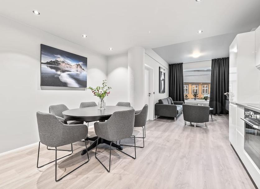 Dining room Photo