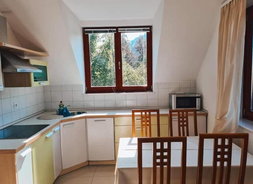 Kitchen Photo