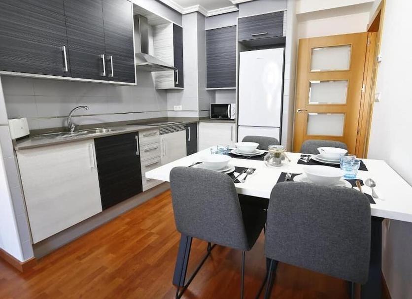 Kitchen Photo