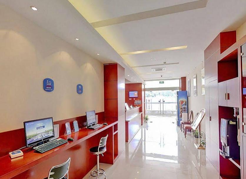 Business center Photo