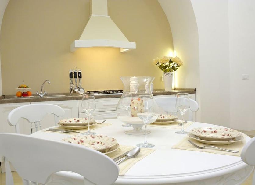 Dining room Photo