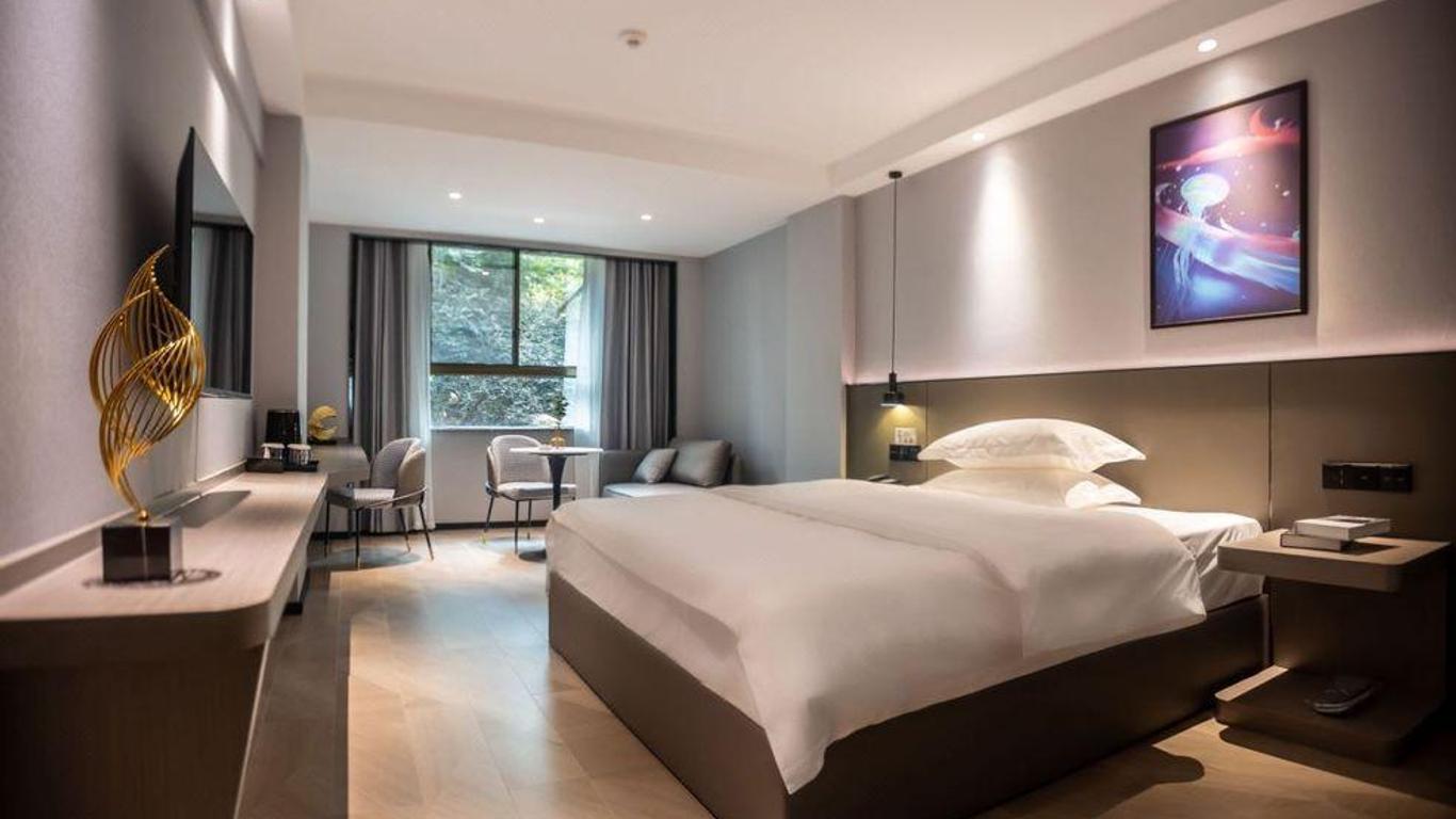Huaihua Fengdan Hotel