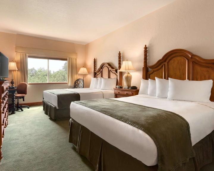 midway utah hotels with jacuzzi