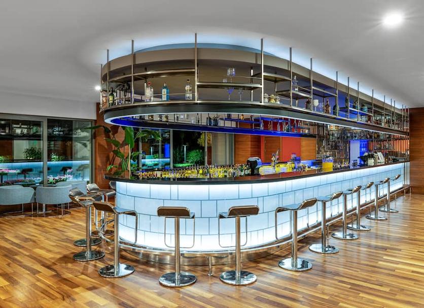 Bar Photo