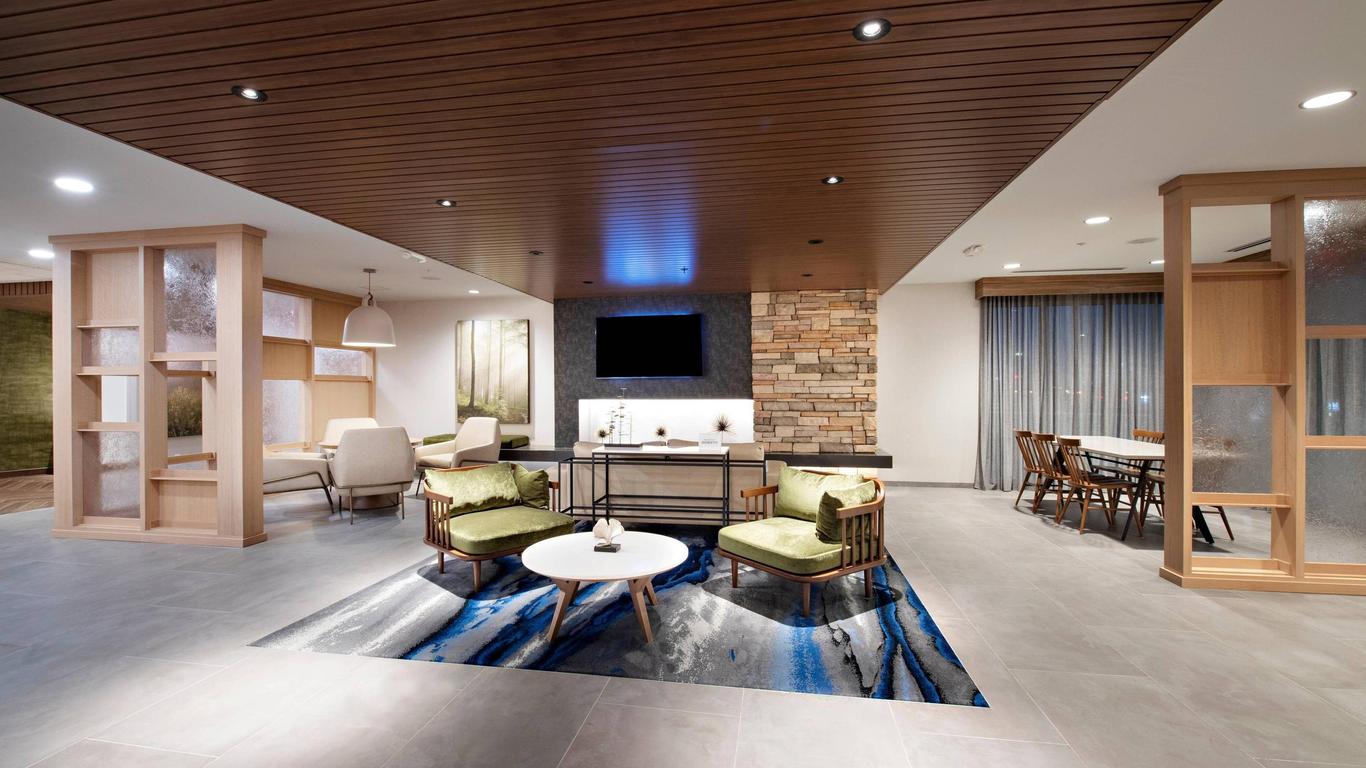Fairfield Inn & Suites by Marriott Dayton North