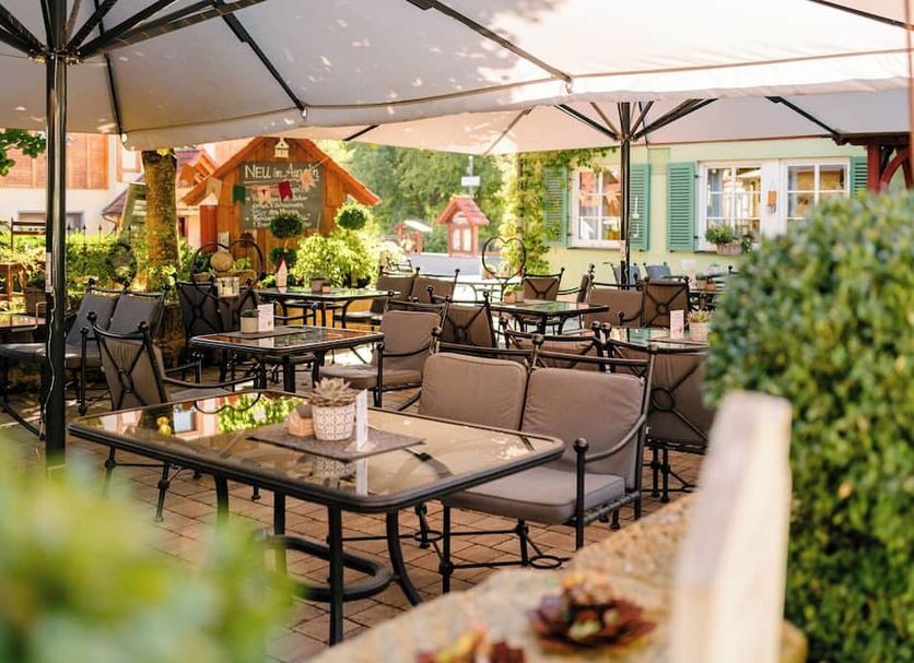 Restaurant Photo