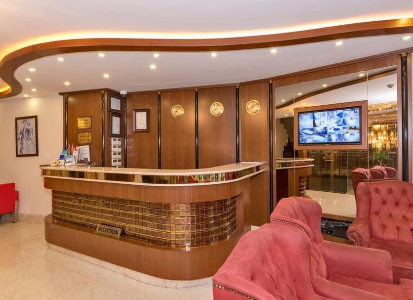 Front desk Photo