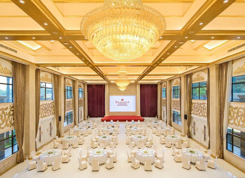 Banquet hall Photo
