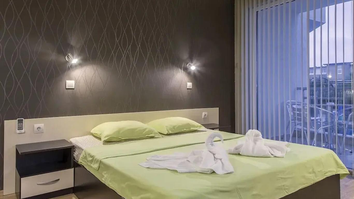 Family Hotel Adena