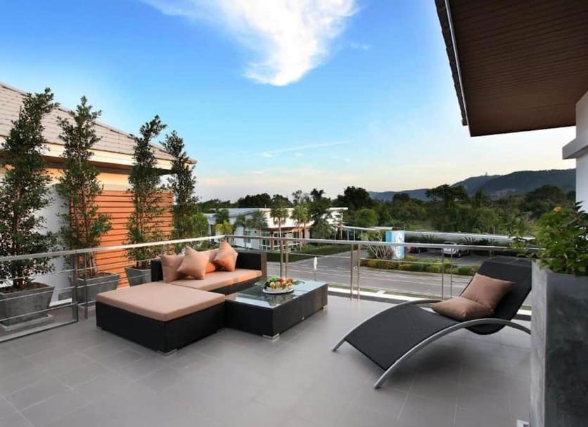 Balcony Photo