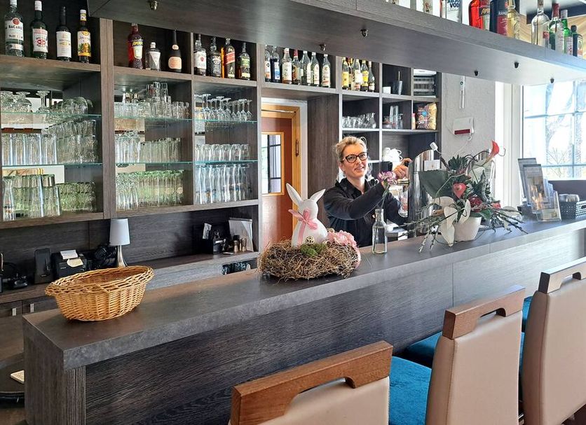 Bar Photo