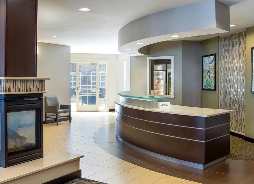 Front desk Photo