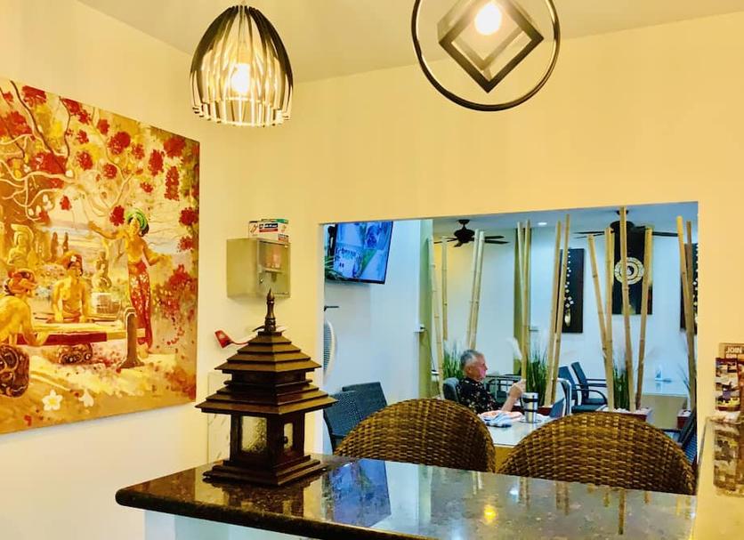 Dining room Photo