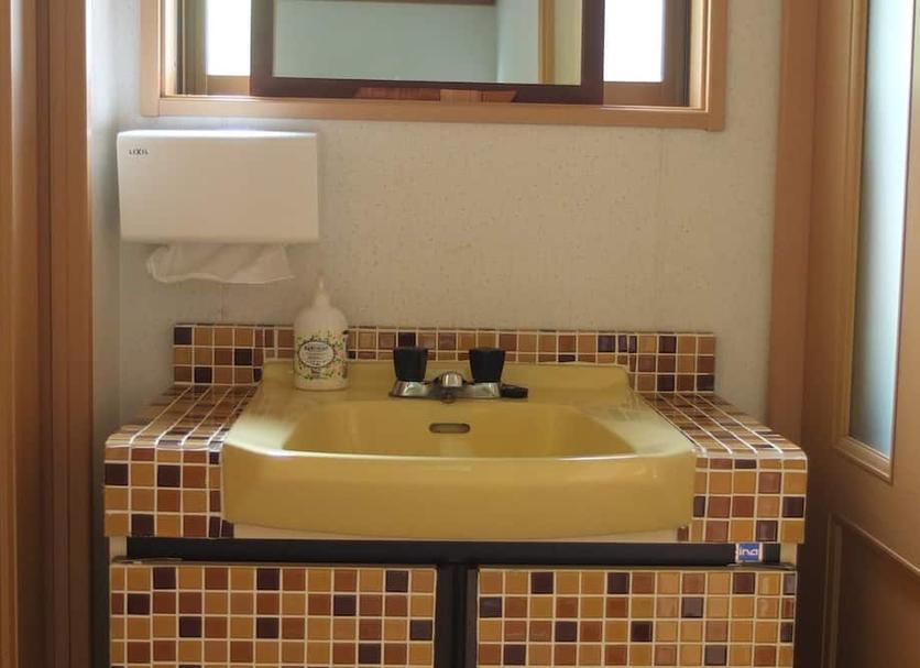 Bathroom Photo