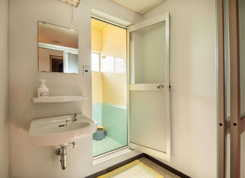 Bathroom Photo