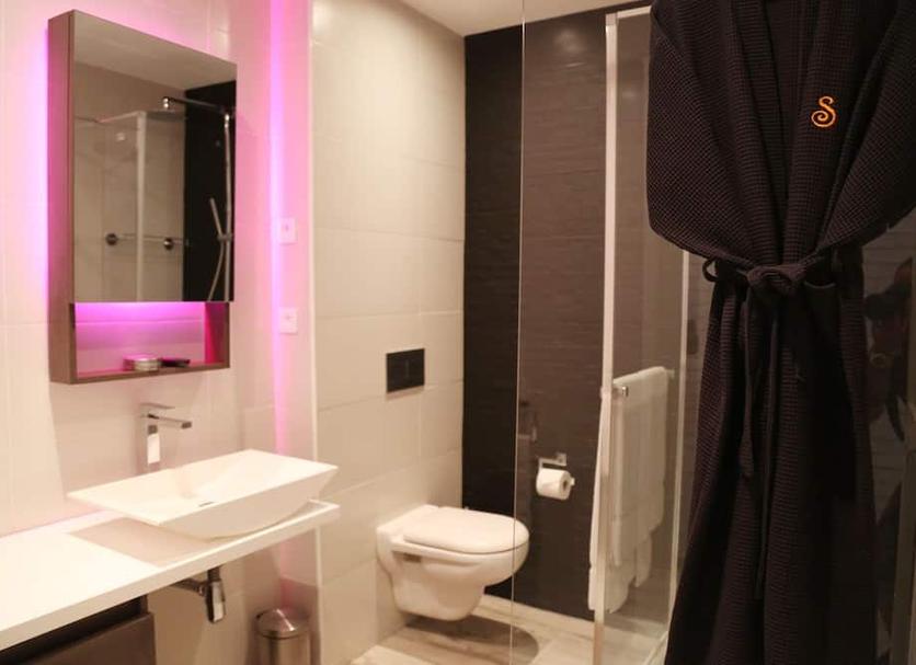 Bathroom Photo