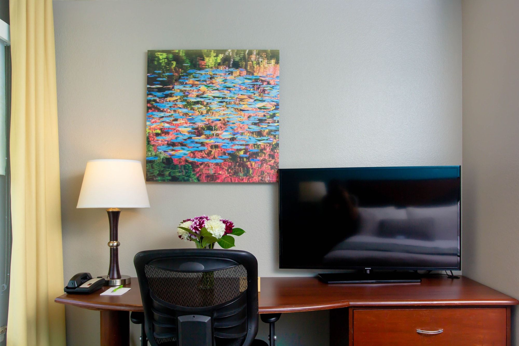 Room amenity