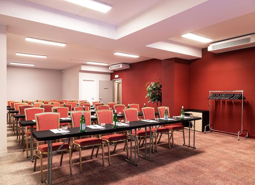Conference room Photo