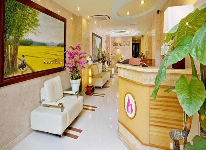 Front desk Photo