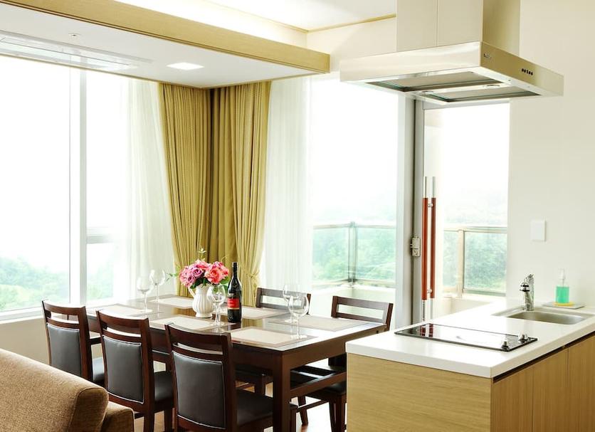 Dining room Photo