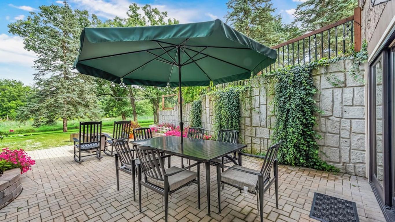 Harmony Inn, Huntley Illinois