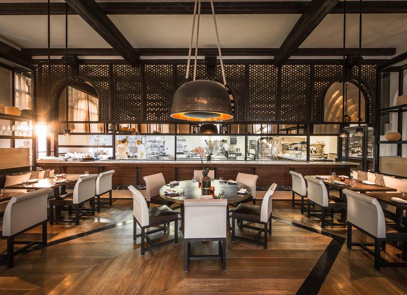 Restaurant Photo