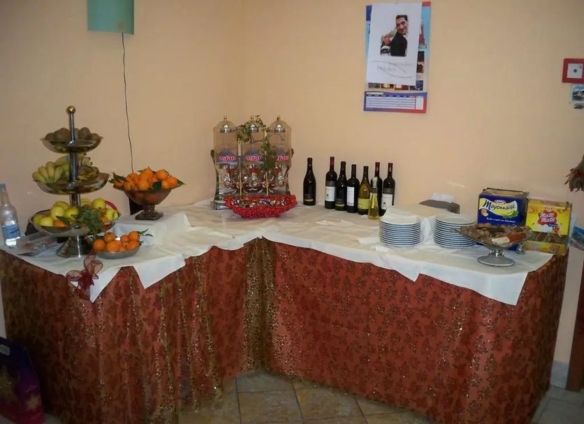 Buffet Photo