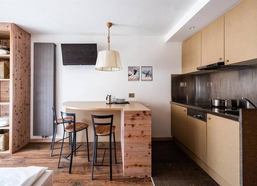 Kitchen Photo