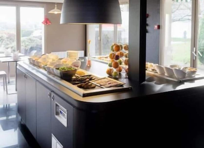 Buffet Photo