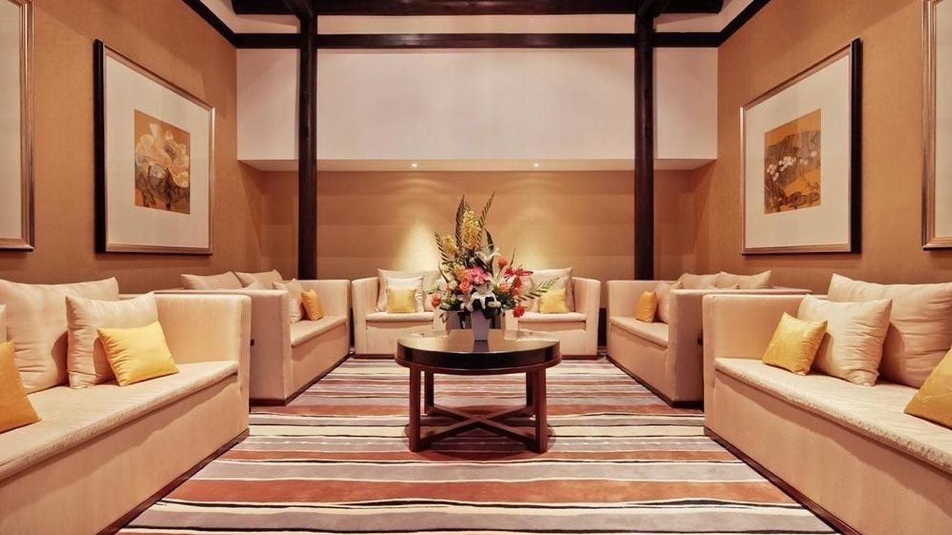 Jiaxing Yuehe Hotel