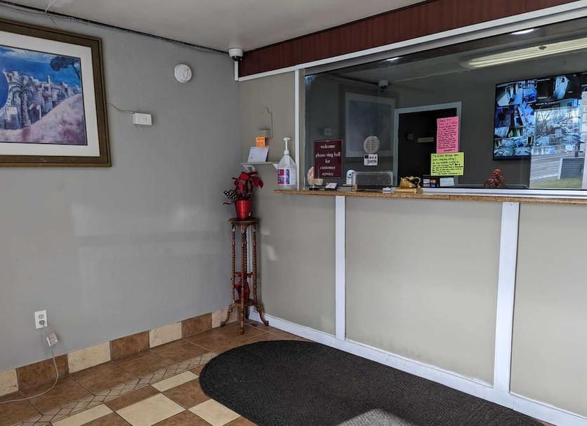 Front desk Photo