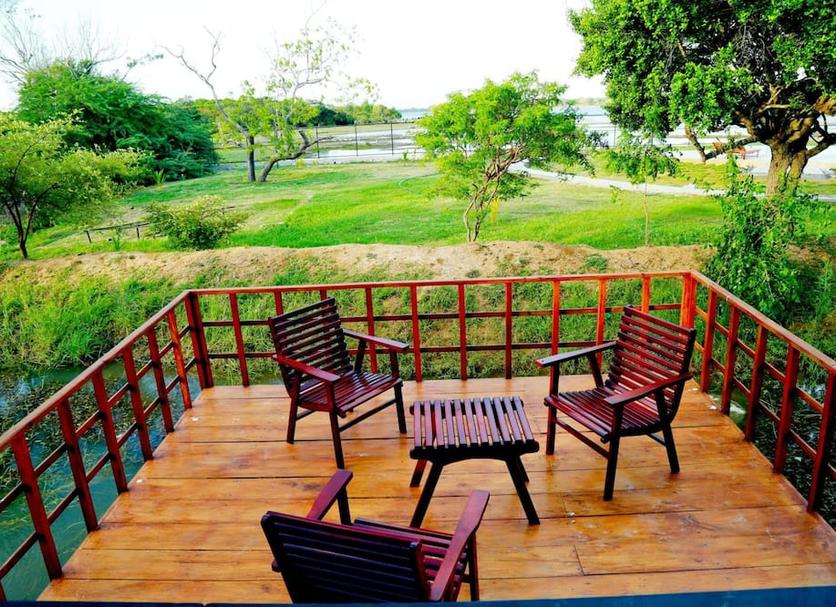 Balcony Photo