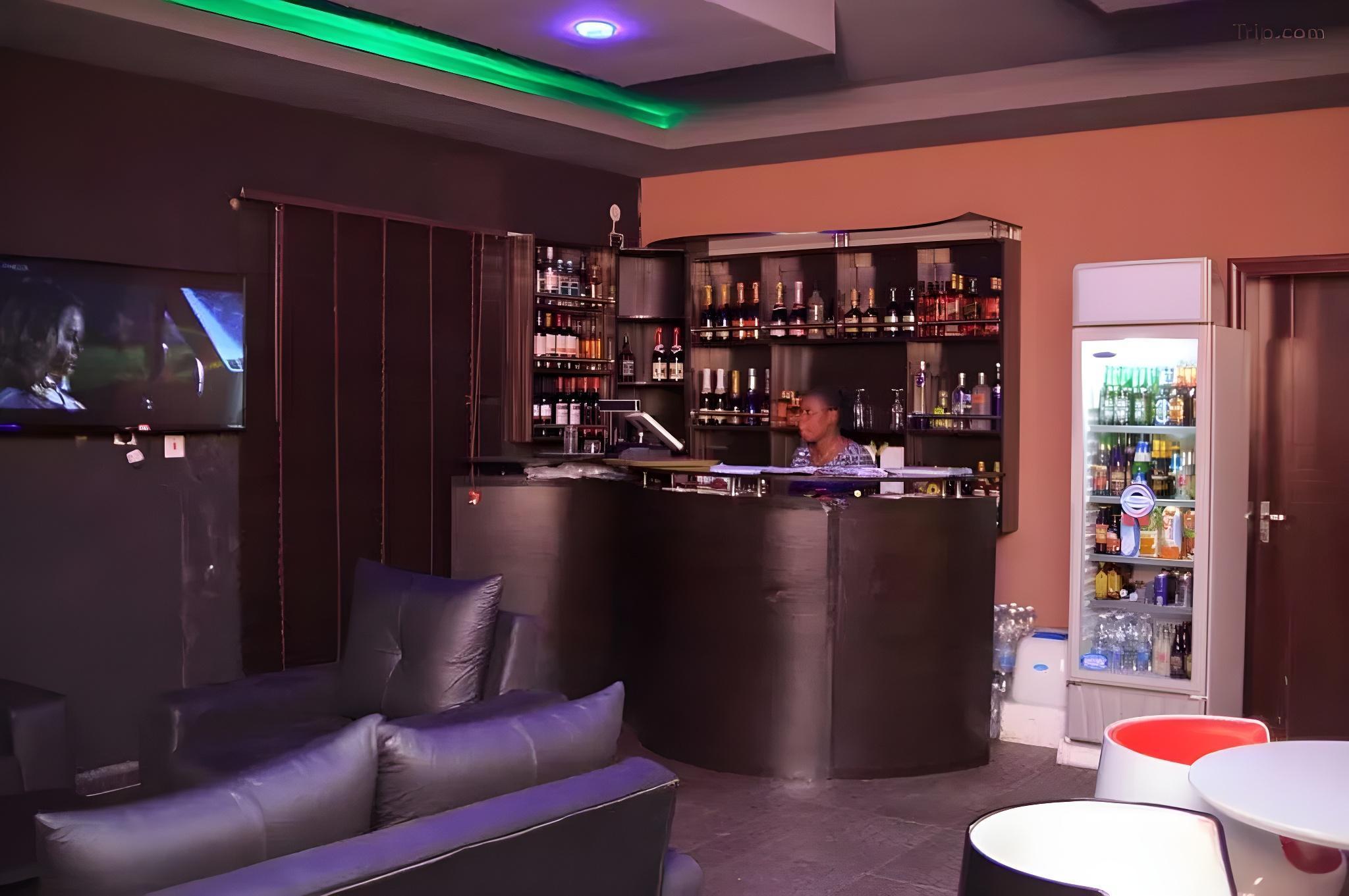 BENI Live House Tour 2017 ”HOTEL BENI” BFF / Live House Tour 2017 