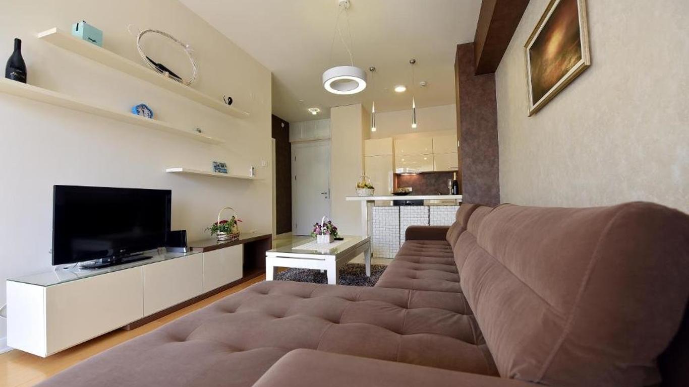 Luxury Apartments Mia