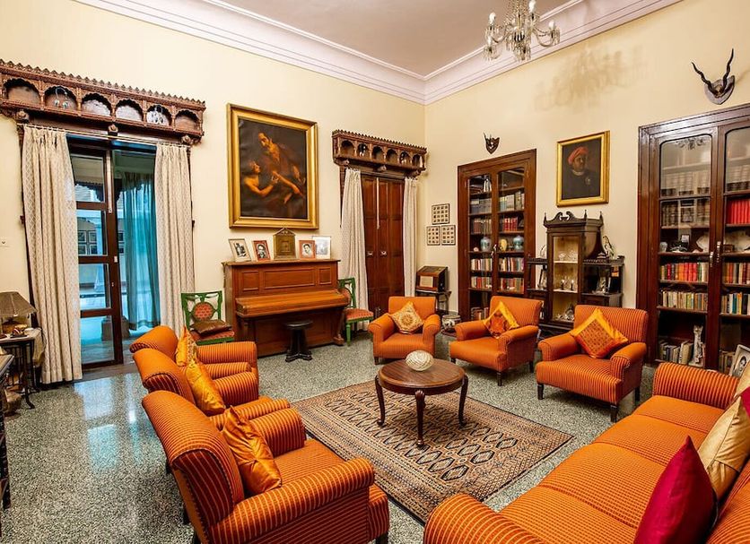 Lounge Photo