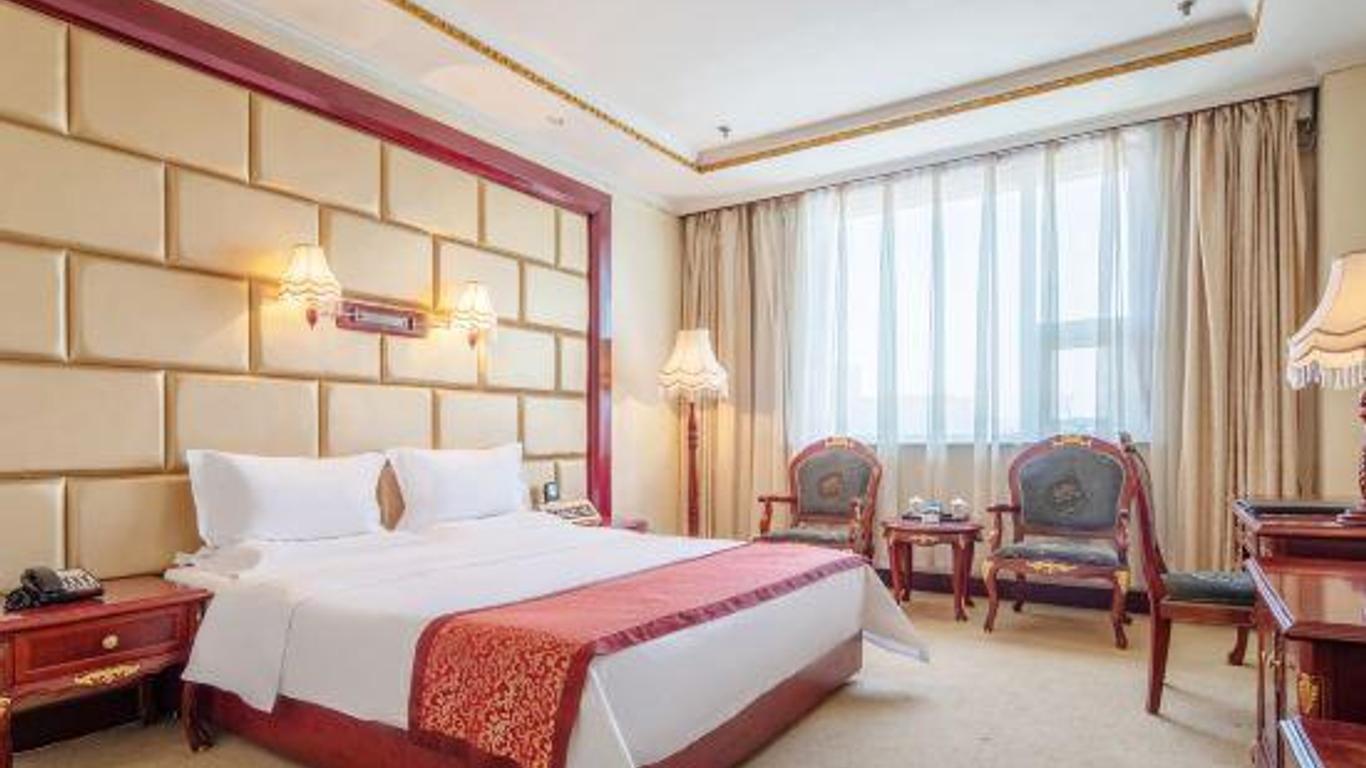 Dong Xing Grand Hotel