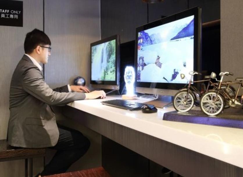 Business center Photo
