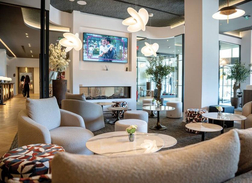 Lounge Photo