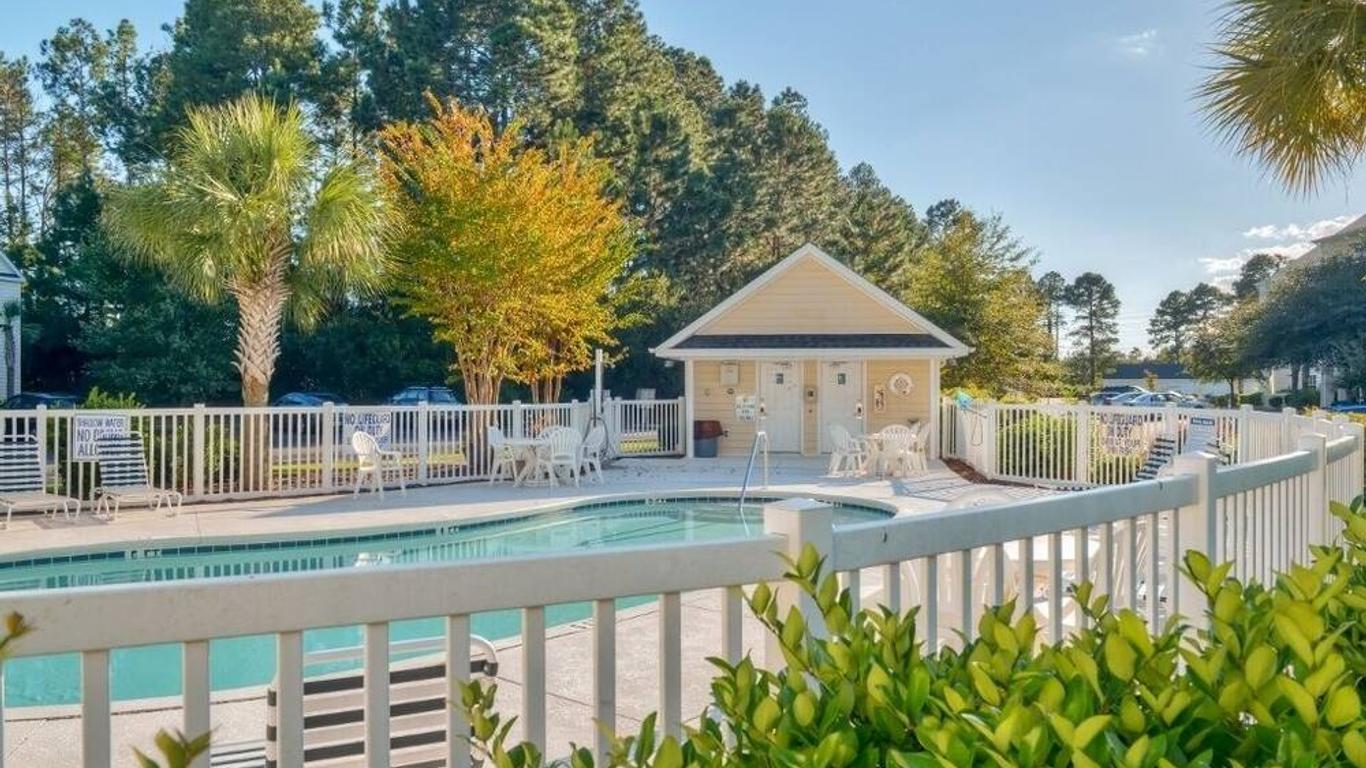 Spacious Myrtle Beach Family Condo w/ Resort Pool!