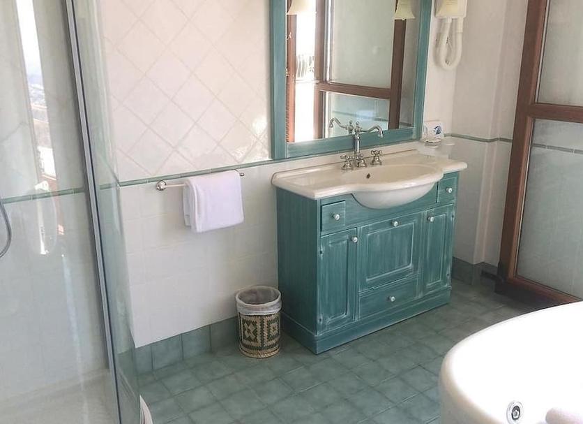 Bathroom Photo