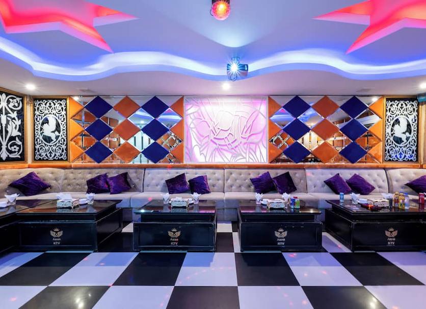 Lounge Photo