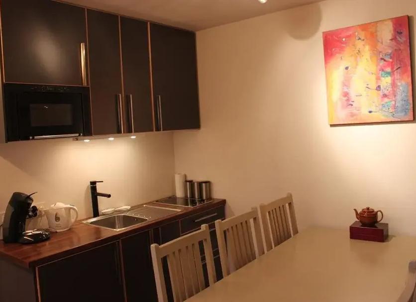 Kitchen Photo