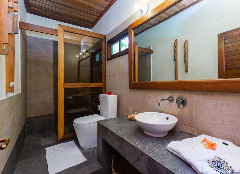 Bathroom Photo