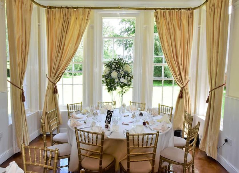Dining room Photo