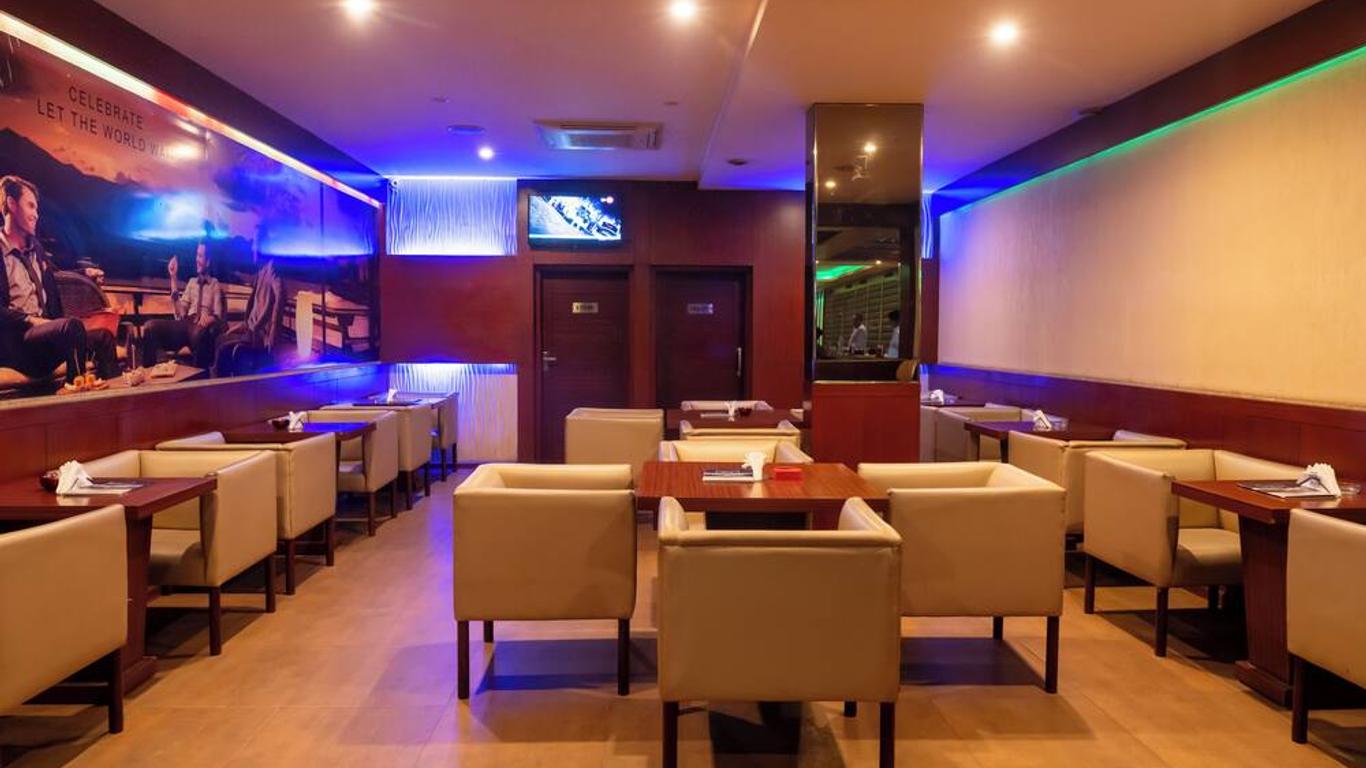 Cosmos Raj Plaza Jaipur