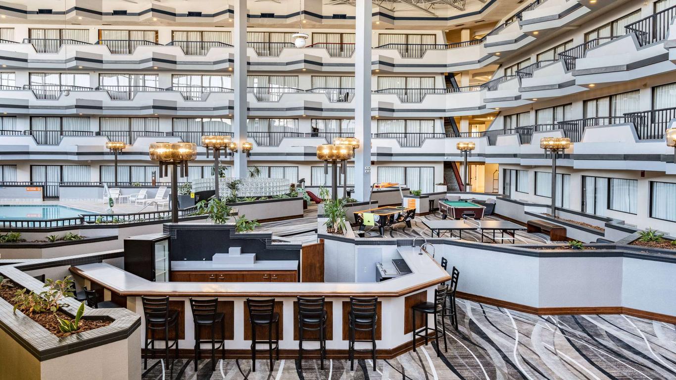 Howard Johnson Inn Chicago Downtown