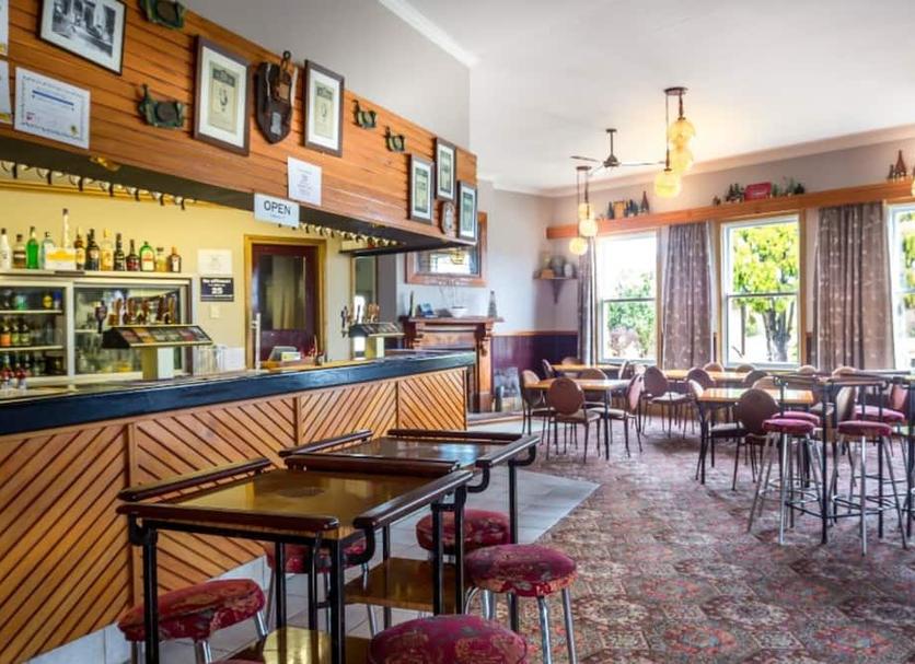 Bar Photo
