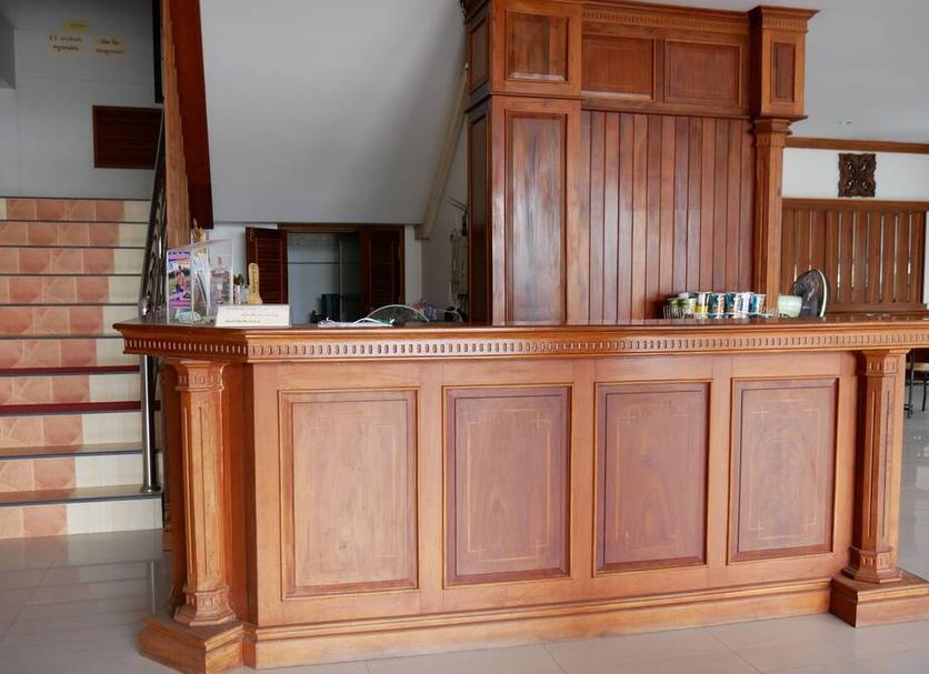 Front desk Photo