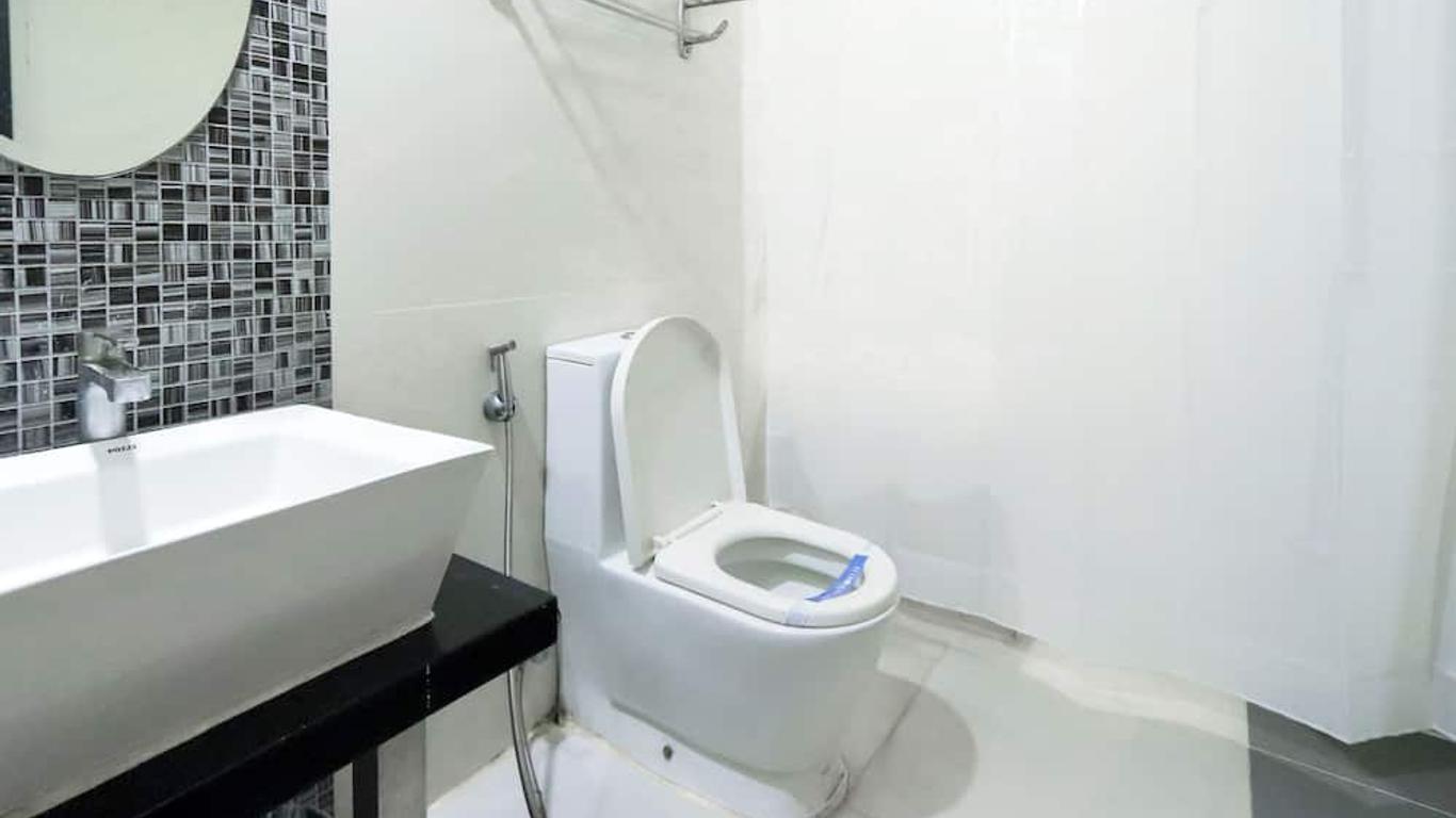 Hotel Dreamworld North Edsa