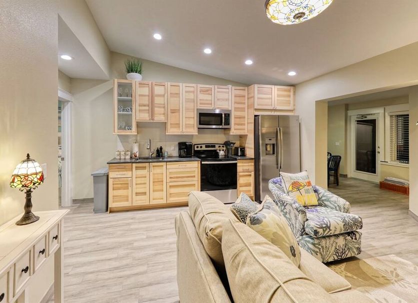 Kitchen Photo
